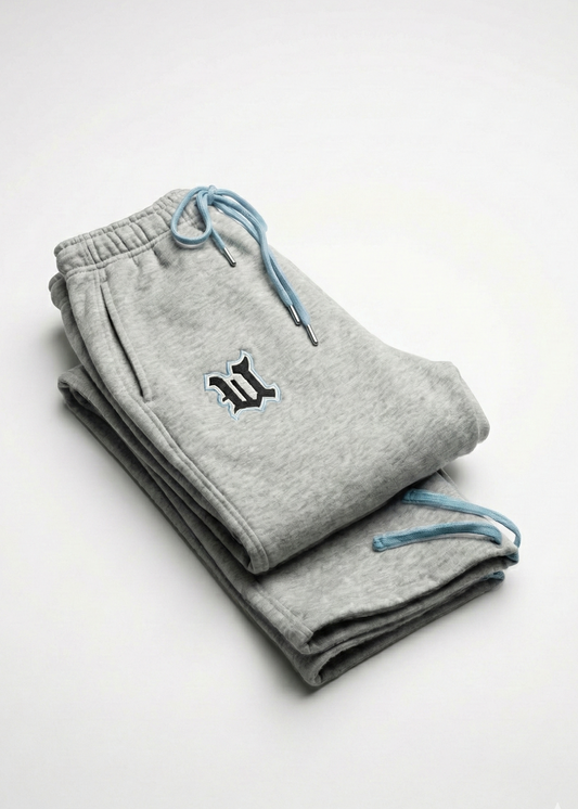 gray sweat pants 